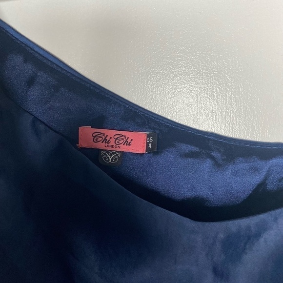 Chi chi London One Shoulder Fitted Silky Maxi Dress size 4 - Picture 7 of 7